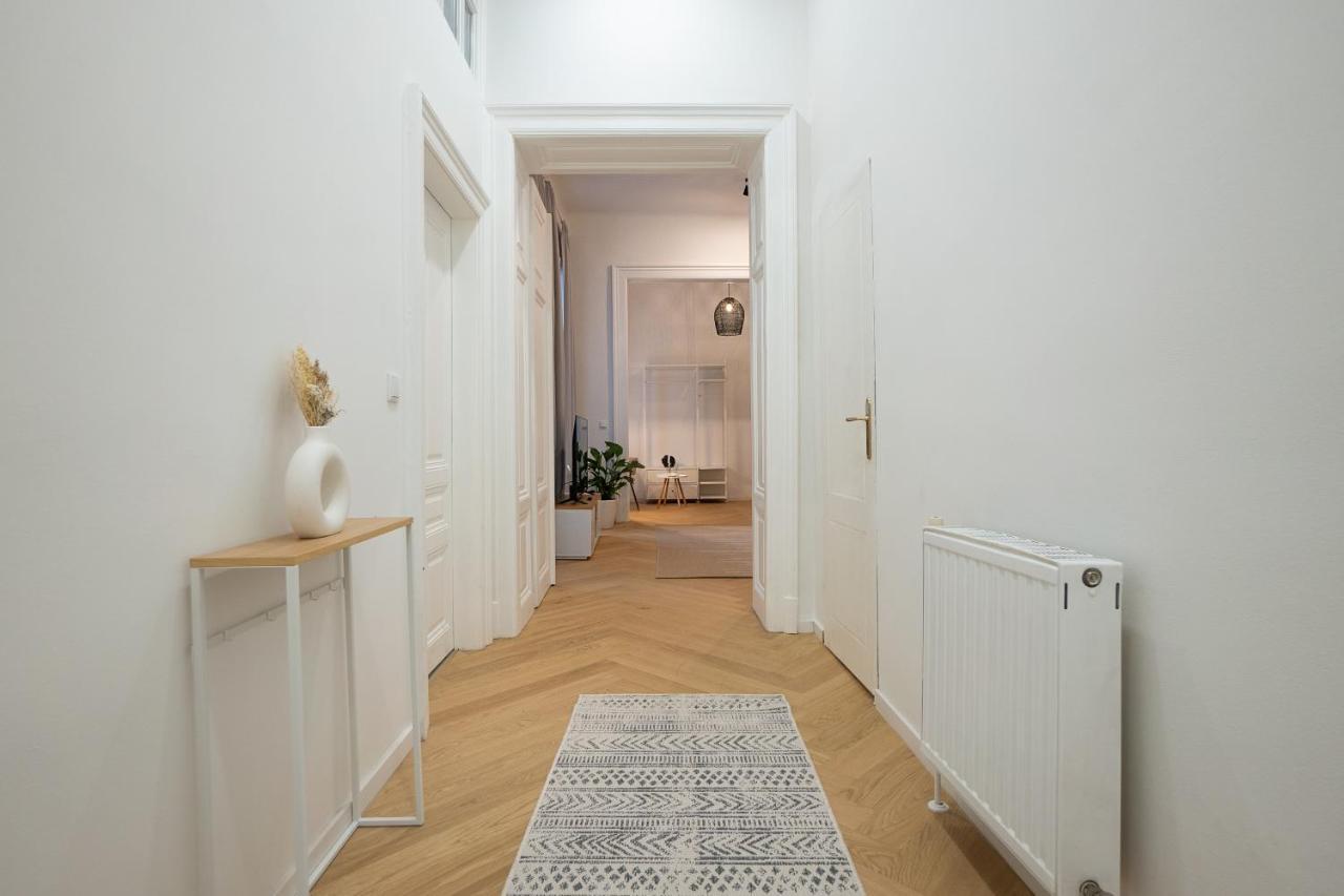Spacious 110М2 Flat In The City Center Vídeň Exteriér fotografie